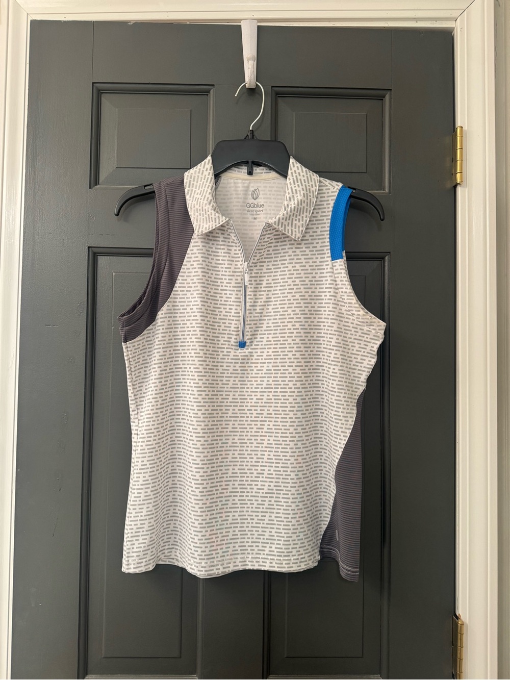 GGBlue Luxe Sleeveless Printed Golf shirt with Contrast Trim